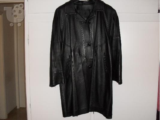 Δερματινο μαυρο παλτο XL